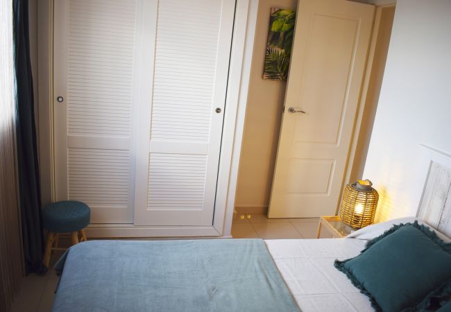 Apartamento en Denia - Anacasa Atico Mar Roja Medina Molins AT2201