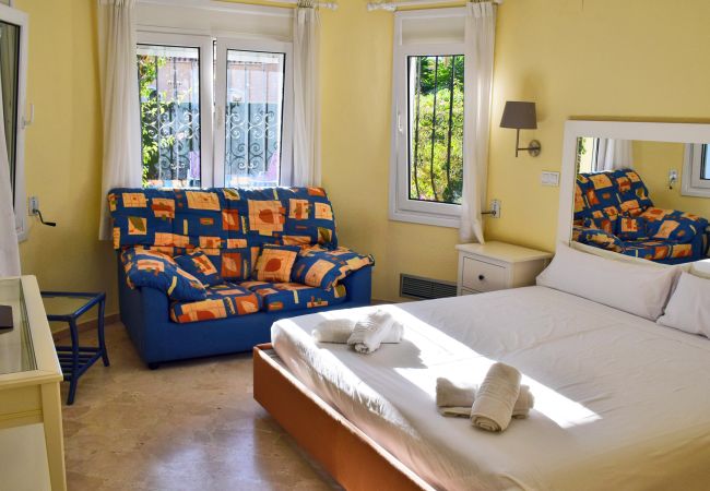Villa en Oliva - Anacasa Villa Renoir Oliva Nova CH1015 Villa en Oliva - Anacasa Villa Renoir Oliva Nova CH1015