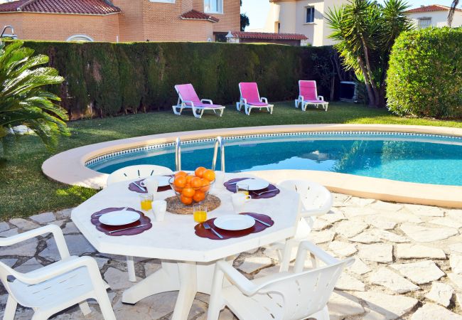 Villa en Oliva - Anacasa Villa Renoir Oliva Nova CH1015 Villa en Oliva - Anacasa Villa Renoir Oliva Nova CH1015