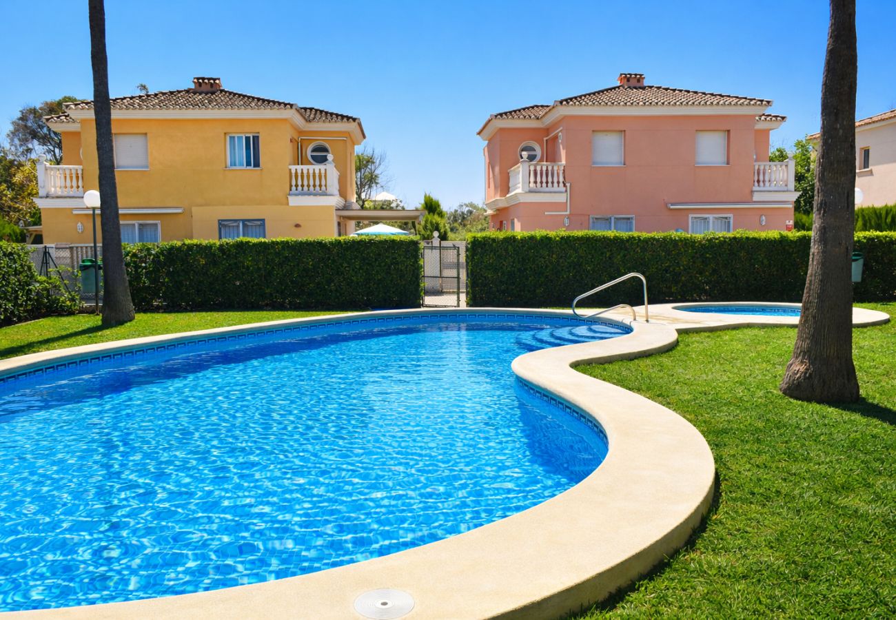 Villa en Oliva - Anacasa Gaudi Oliva Nova CH1200