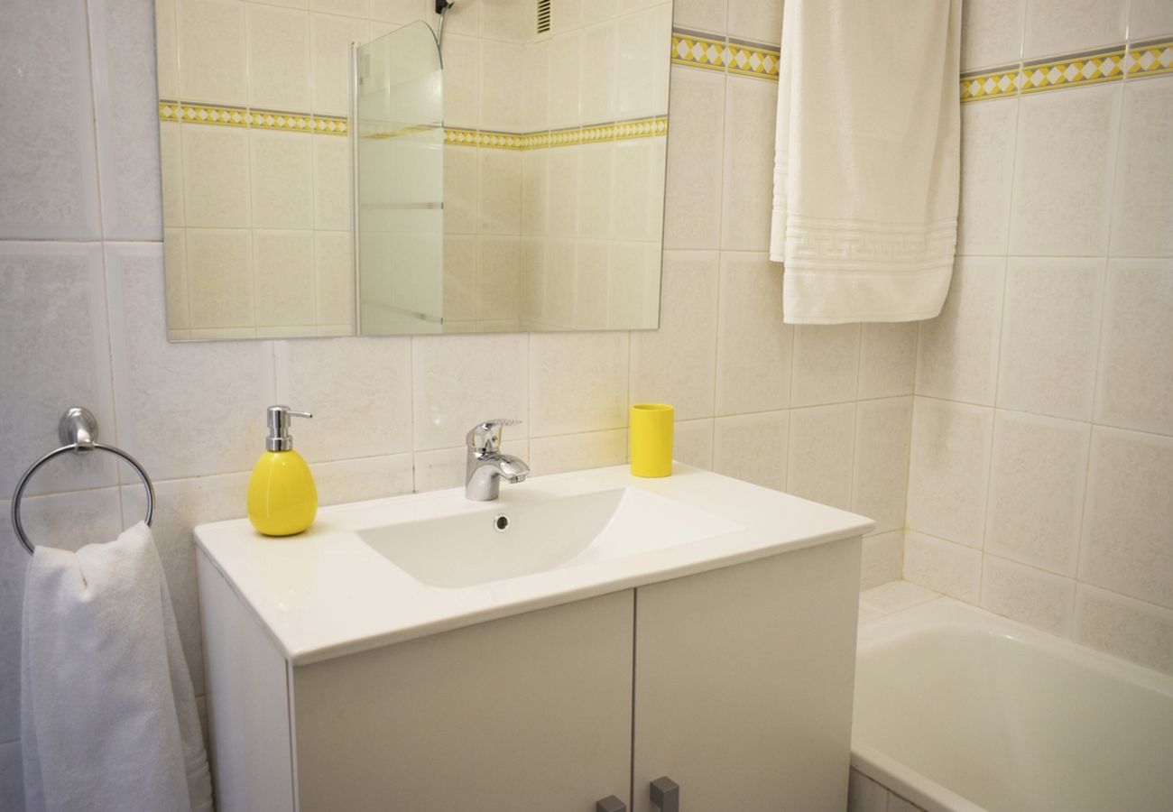 Apartment in Denia - Anacasa Bahia de Denia Les Marines AP2111 