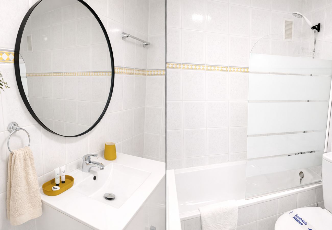 Apartment in Denia - Anacasa Bahia de Denia Les Marines AP2111 