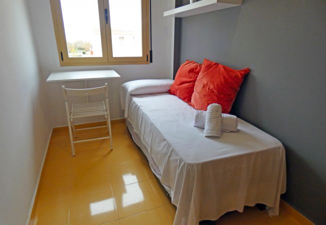 Apartment in Oliva - Anacasa Avinyo Sector 5 AP121 
