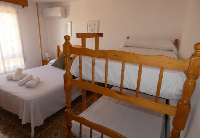 House in Oliva - Anacasa Bassetes Playa San Fernando CA550  House in Oliva - Anacasa Bassetes Playa San Fernando CA550