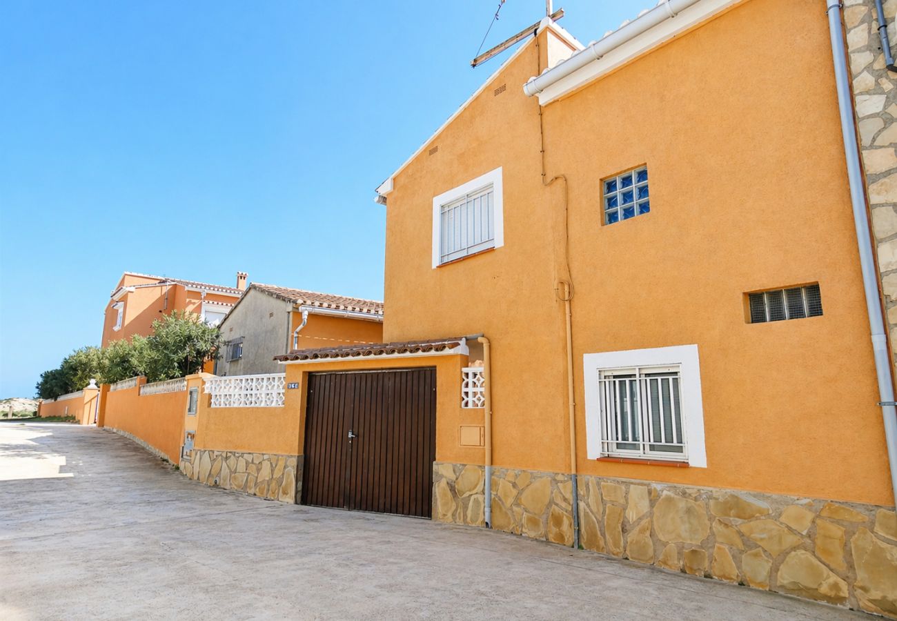House in Oliva - Anacasa Bassetes Playa San Fernando CA550 