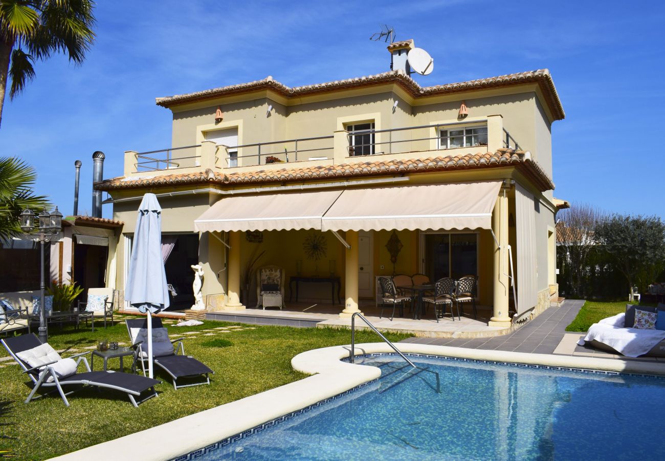 Chalet in Denia - Villa Denia Piscina Els Poblets CH4302 