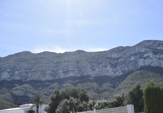 Villa in Denia - Anacasa Villa con piscina Montgo Denia CH3215 Villa in Denia - Anacasa Villa con piscina Montgo Denia CH3215