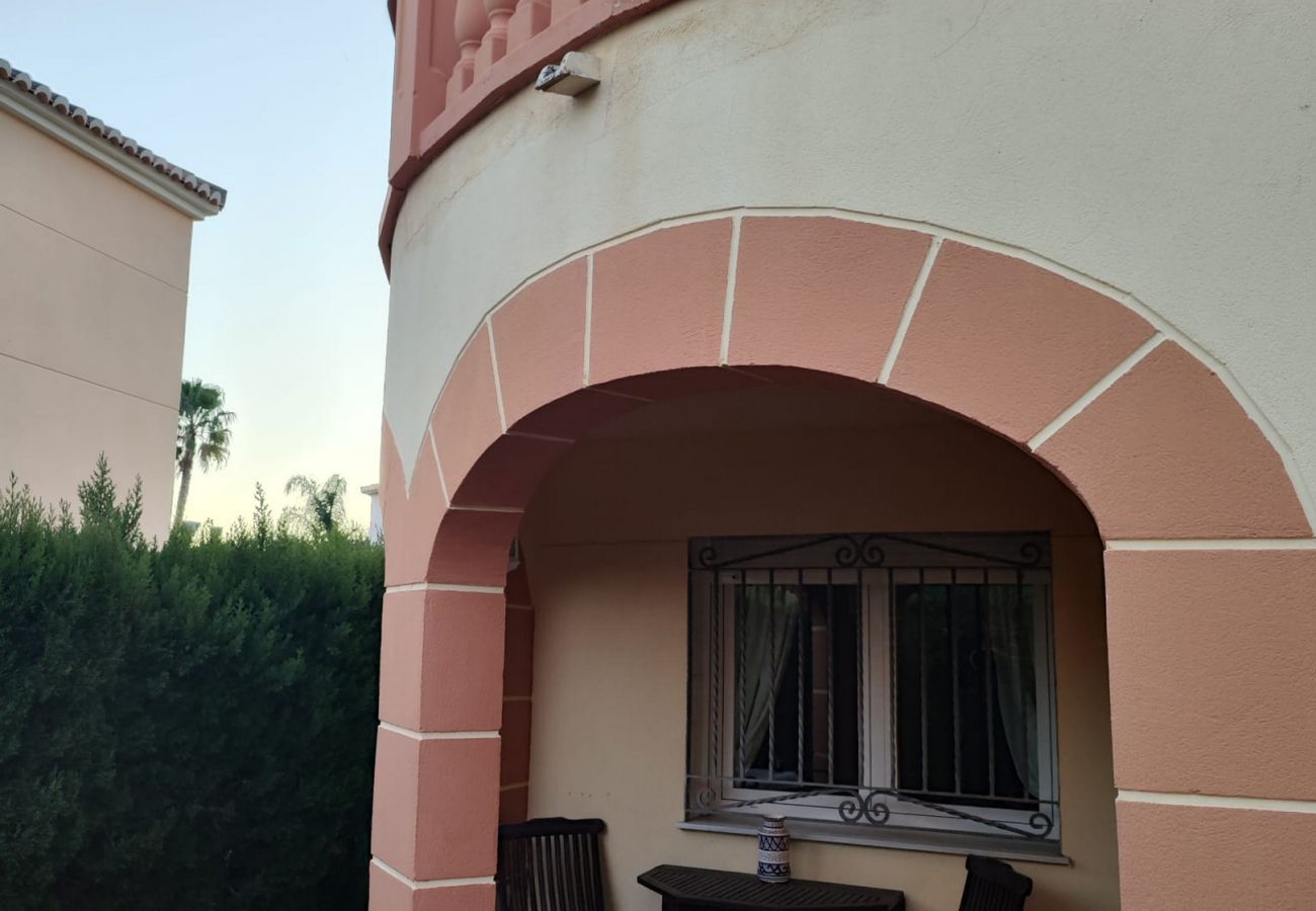 Chalet in Oliva - Anacasa Gaudi Oliva Nova CH1200