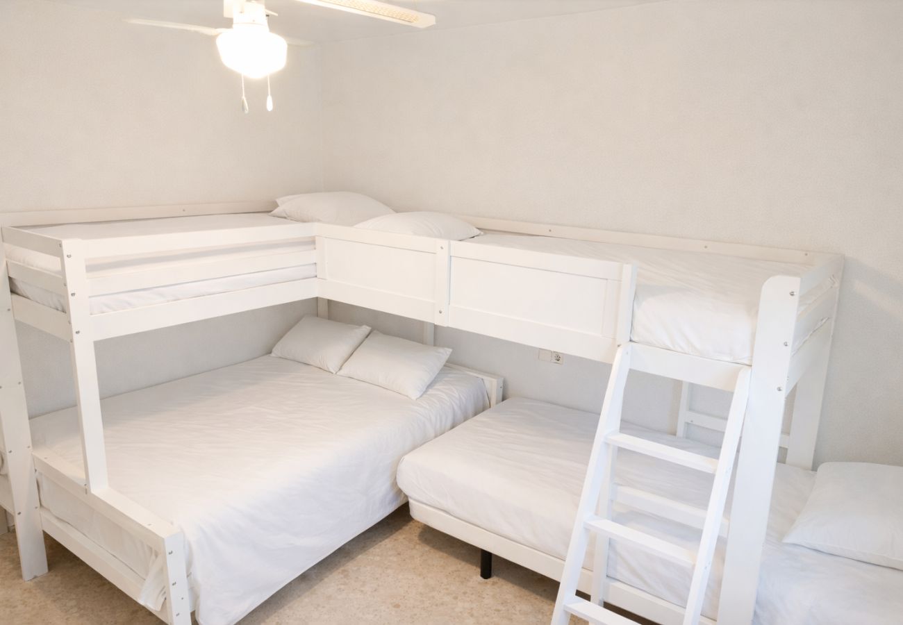 Villa in Oliva - Anacasa Gaudi Oliva Nova CH1200