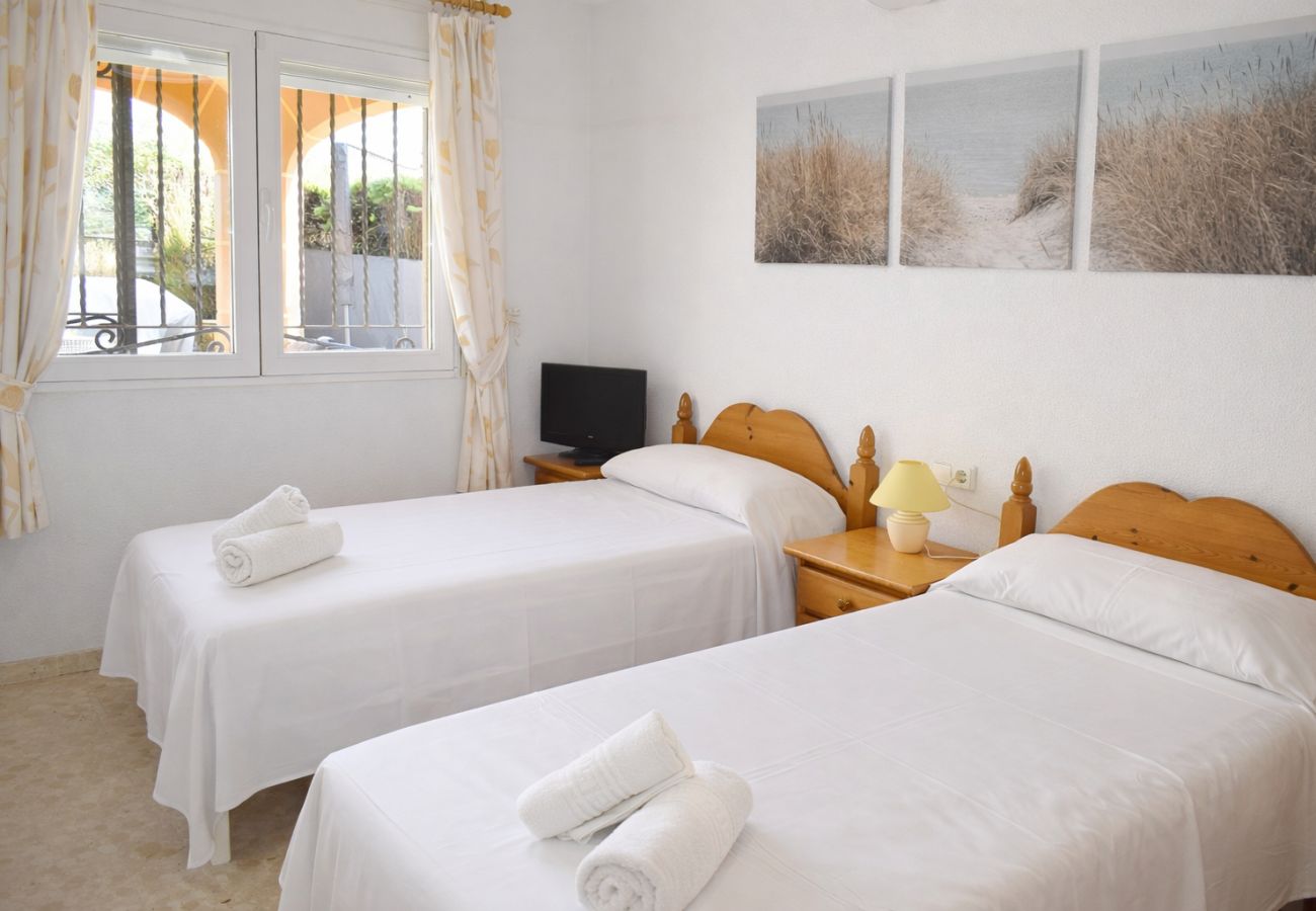 Villa in Oliva - Anacasa Gaudi Oliva Nova CH1200