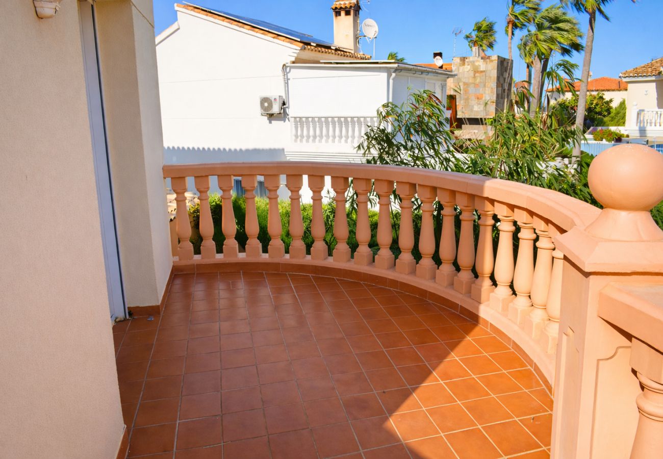 Villa in Oliva - Anacasa Gaudi Oliva Nova CH1200