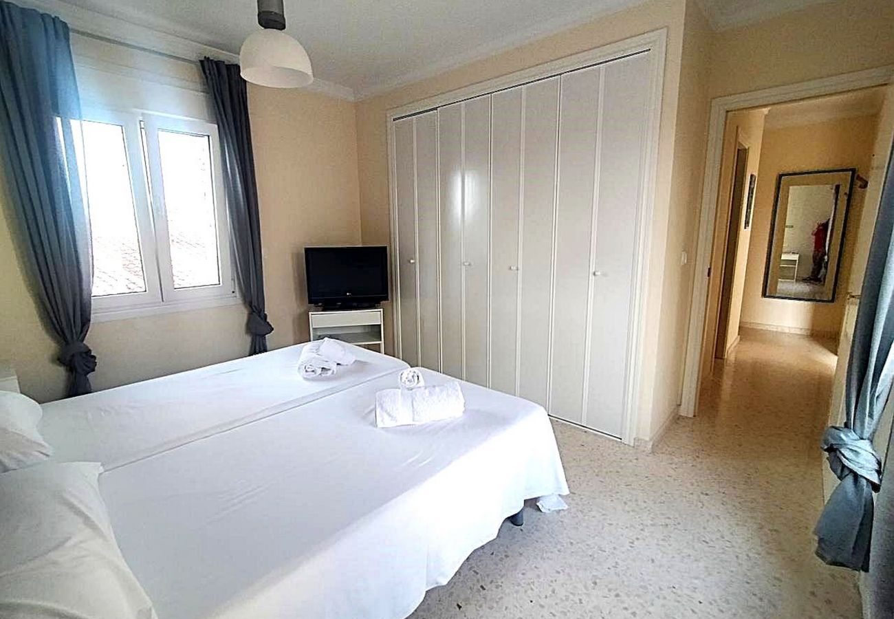 Terraced House in Oliva - Anacasa Malibu MET Oliva Nova AD1600