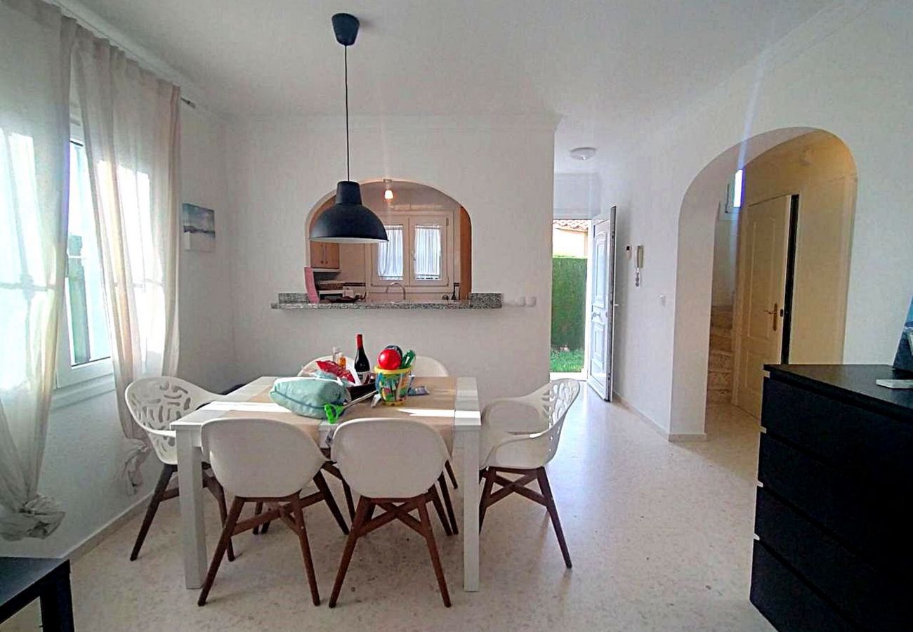 Terraced House in Oliva - Anacasa Malibu MET Oliva Nova AD1600