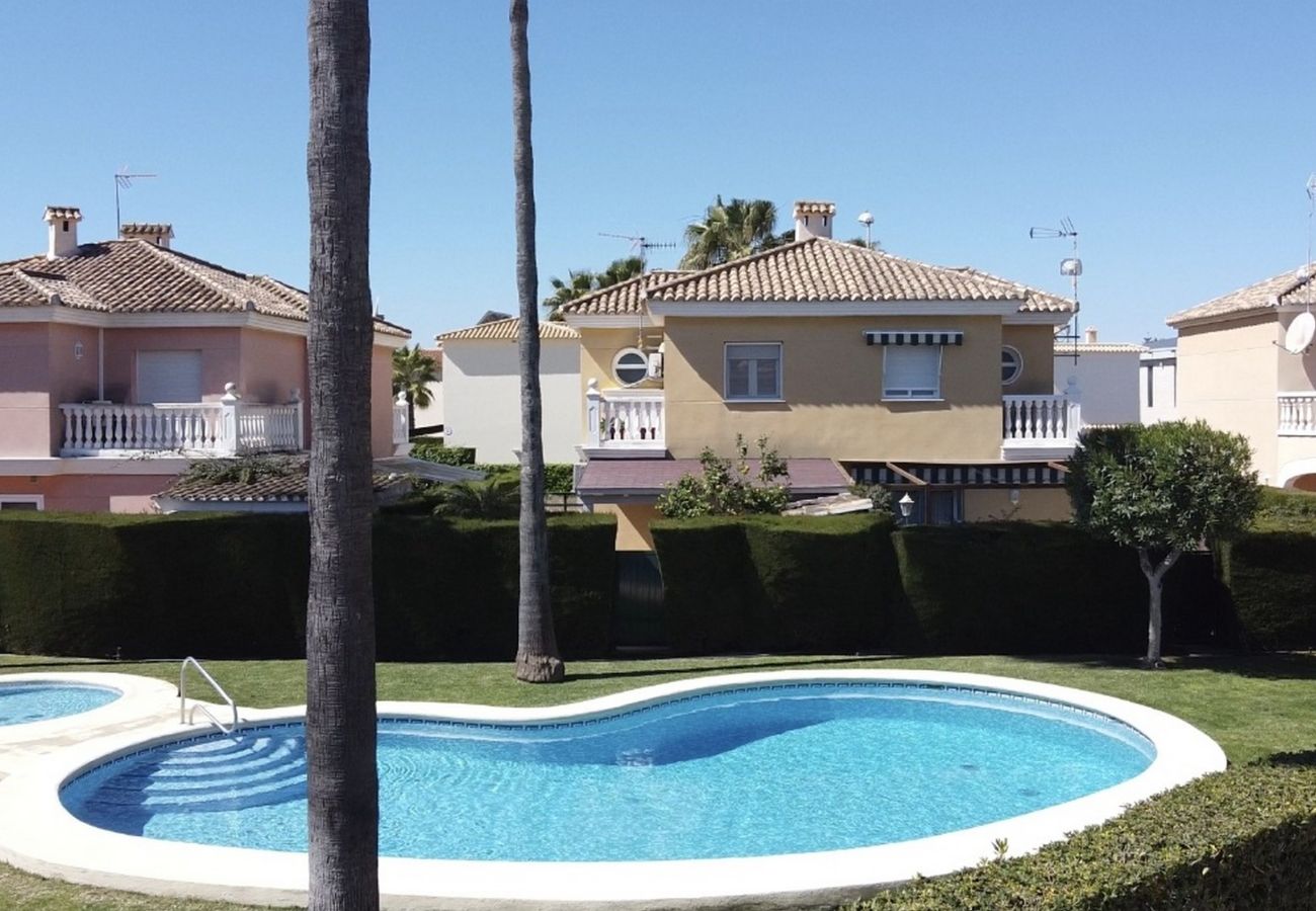 Chalet à Oliva - Anacasa Gaudi Oliva Nova CH1200